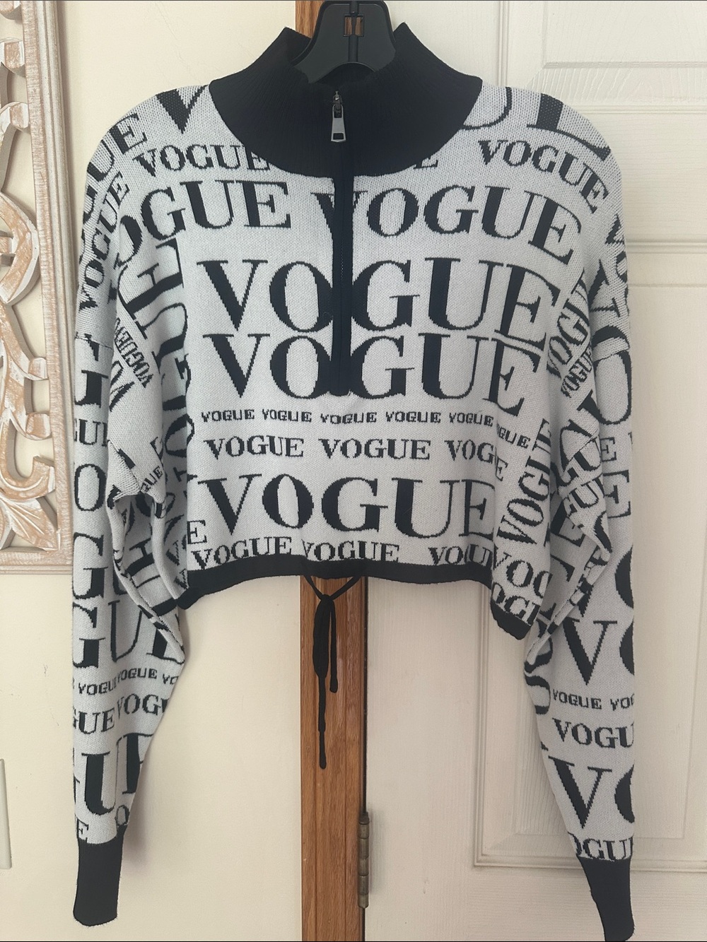 Vogue Black & White Logo Cropped Half-Zip Sweater. High neck collar . Size M